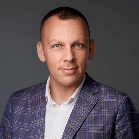 Tóth Krisztián